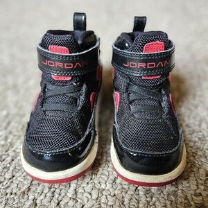 **SOLD**NIKE Air Jordan Flight Black and Red Basketball Sneakers - Kids Size 7